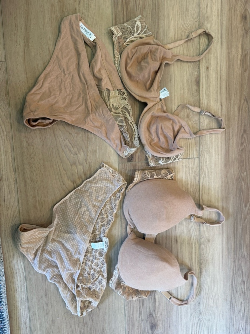 BUNDLE La Perla Beige Lace-Trim Bra & Panty Sets